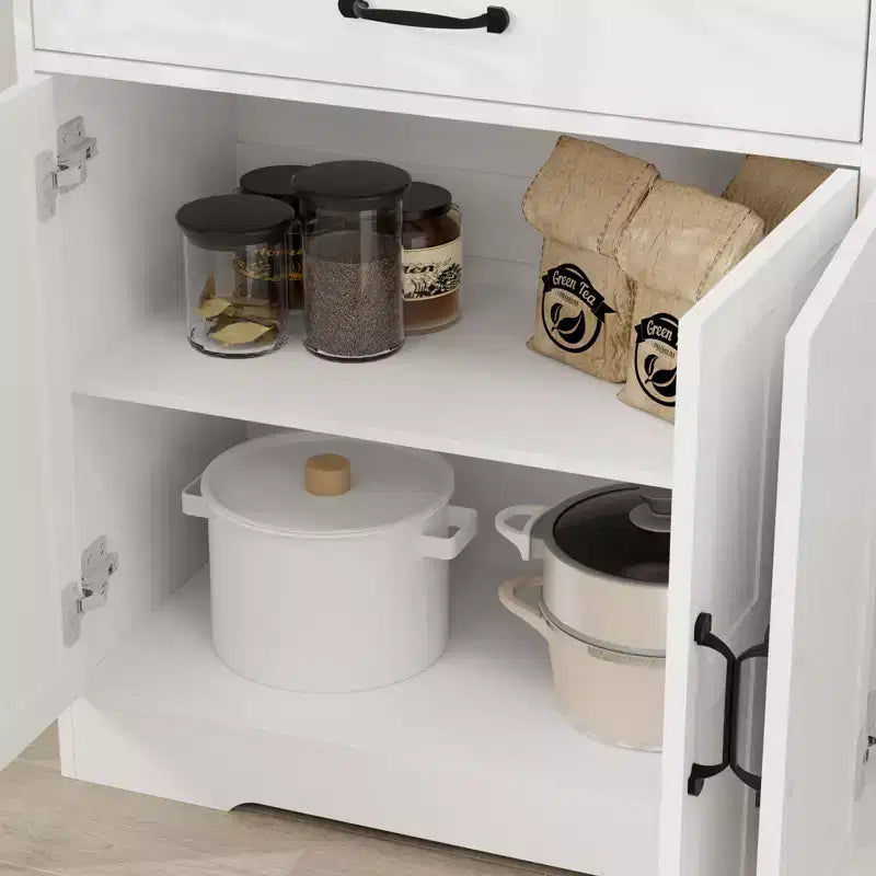 Buffet en bois blanc de 142 cm de long avec portes de style Shaker
