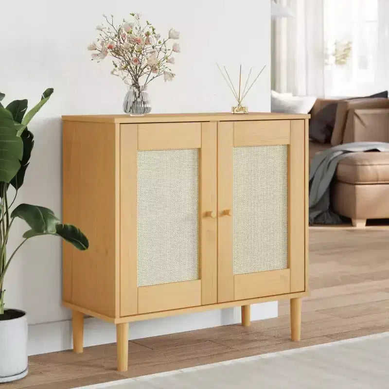 Buffet bas de rangement, aspect rotin, en pin massif