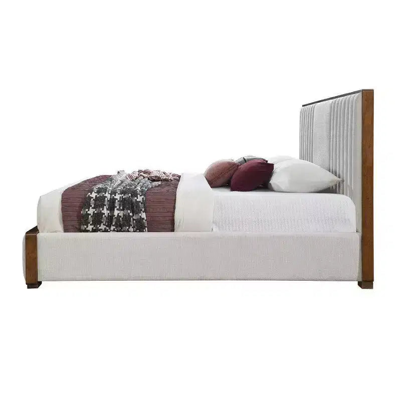 Lit King size (222 cm) gris clair en chenille, finition noyer