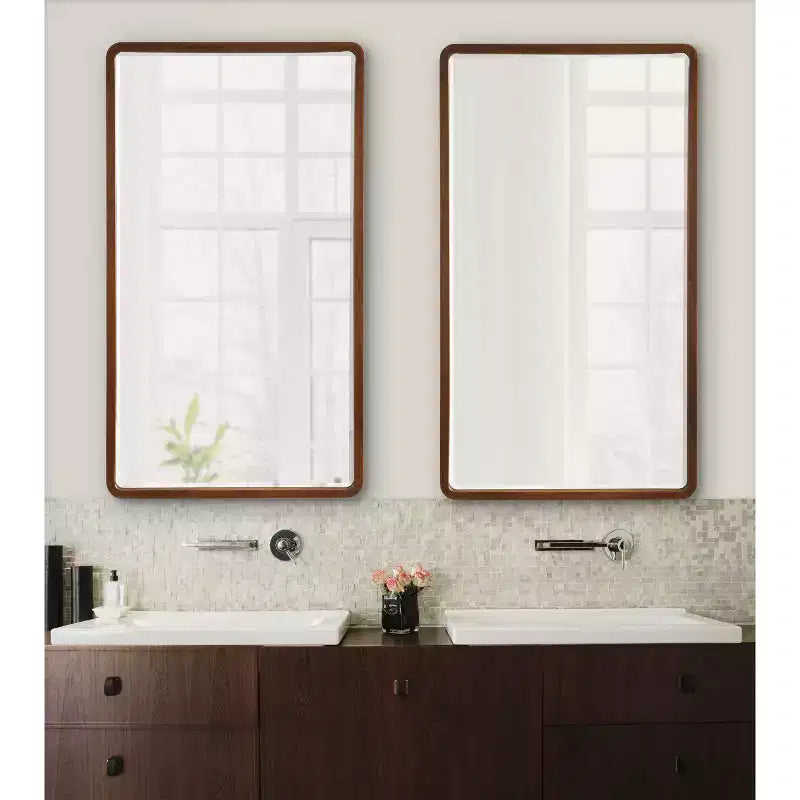 Miroir mural rectangulaire en bois à bords arrondis