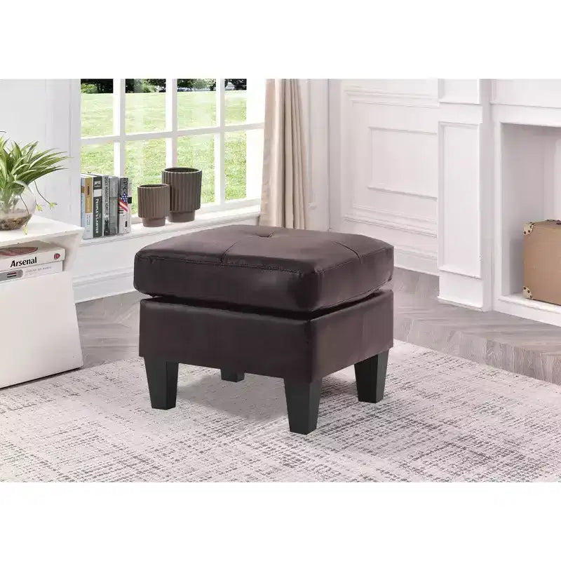 Pouf rembourré en similicuir