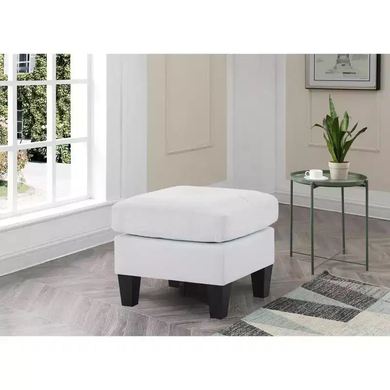 Pouf rembourré en similicuir