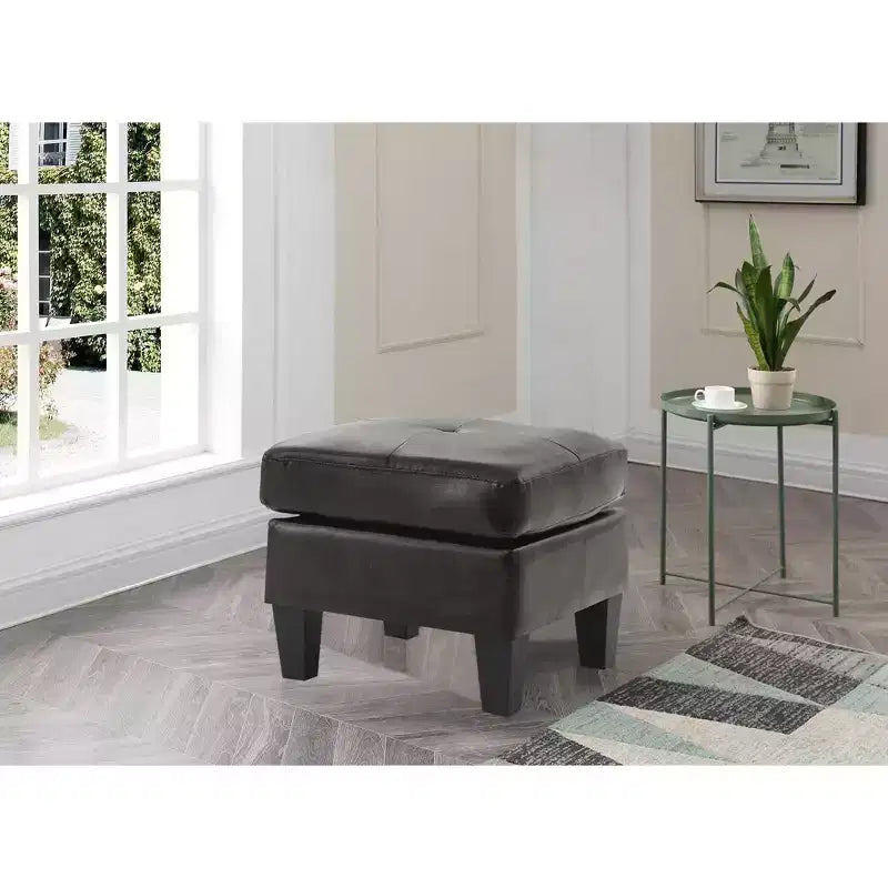 Pouf rembourré en similicuir