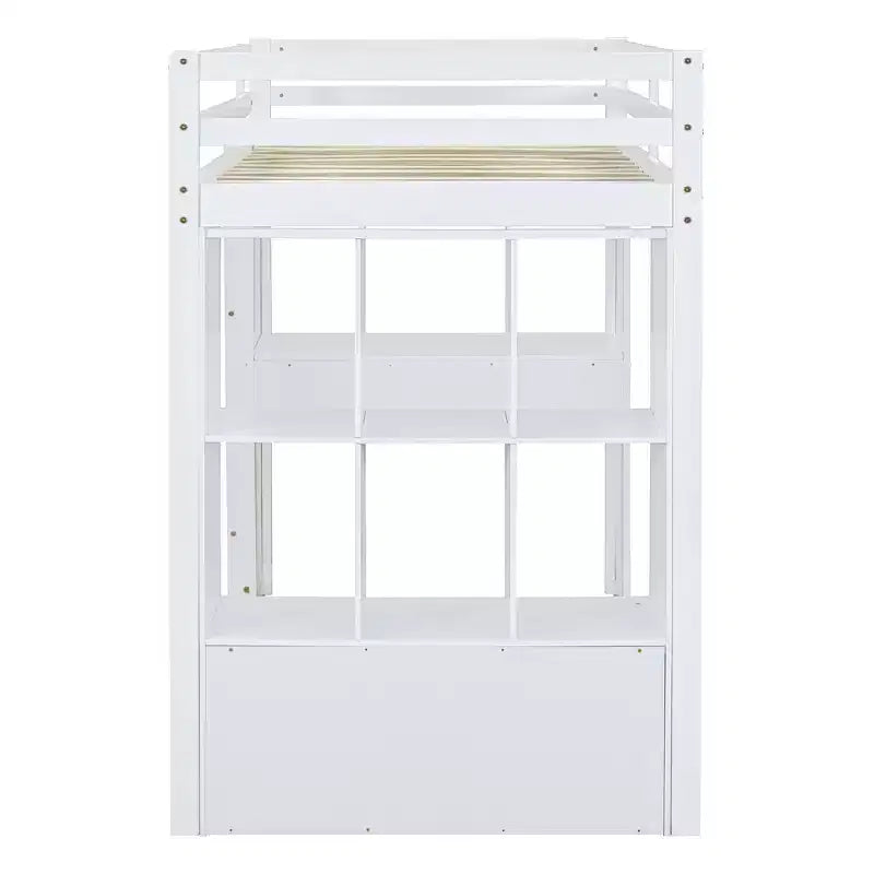 Lit mezzanine double/grand format avec de grandes étagères, un bureau et un éclairage LED