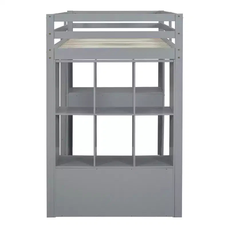 Lit mezzanine double/grand format avec de grandes étagères, un bureau et un éclairage LED