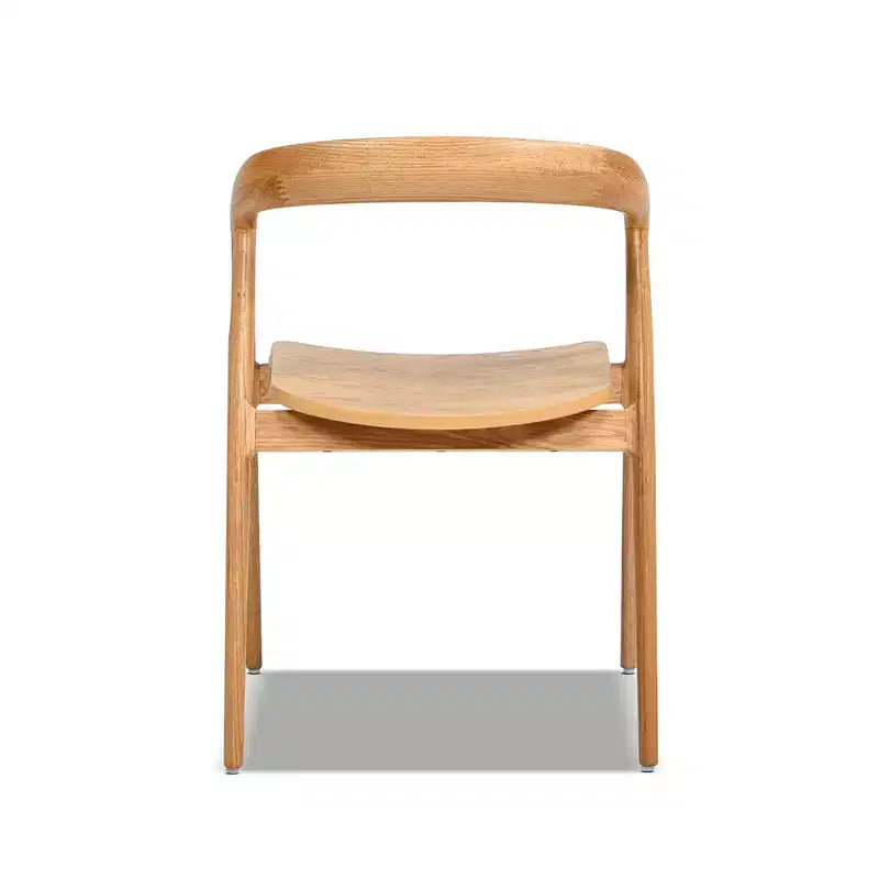 Chaise de salle à manger scandinave sculptée en chêne de 21", marron naturel chaud