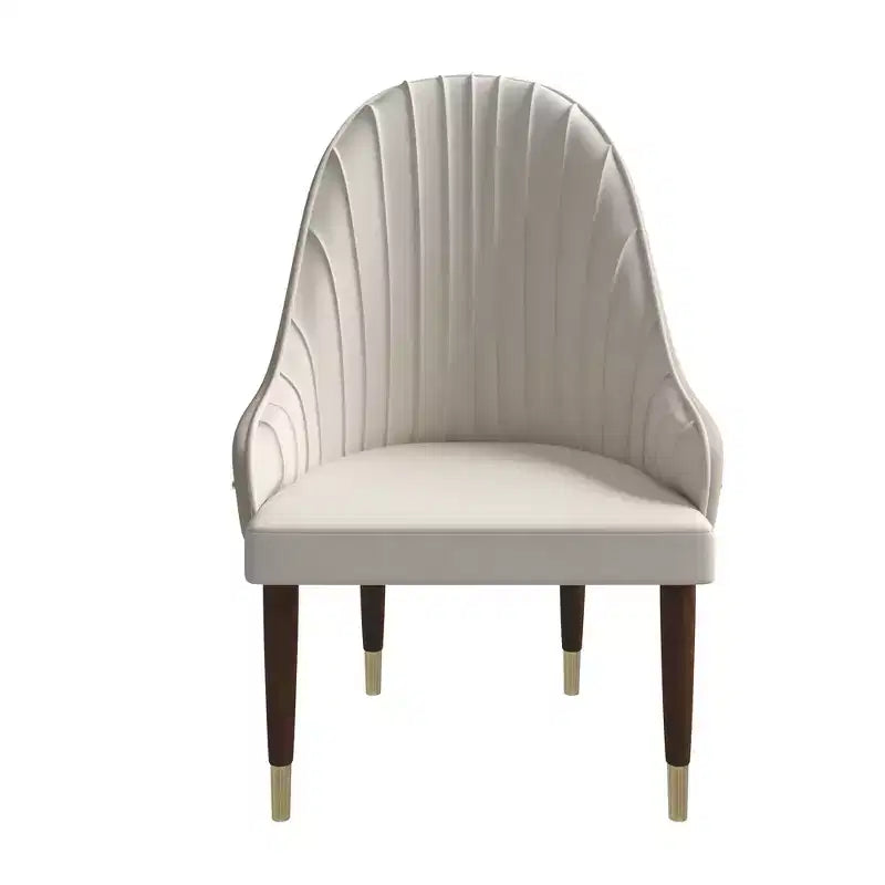 Chaise de salle à manger à dossier haut - Revêtement en cuir avec motif ondulé au dos, cadre en bois d'hévéa et accents dorés