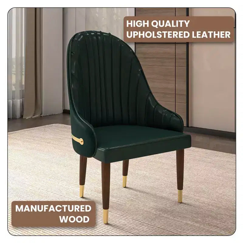Chaise de salle à manger à dossier haut - Revêtement en cuir avec motif ondulé au dos, cadre en bois d'hévéa et accents dorés
