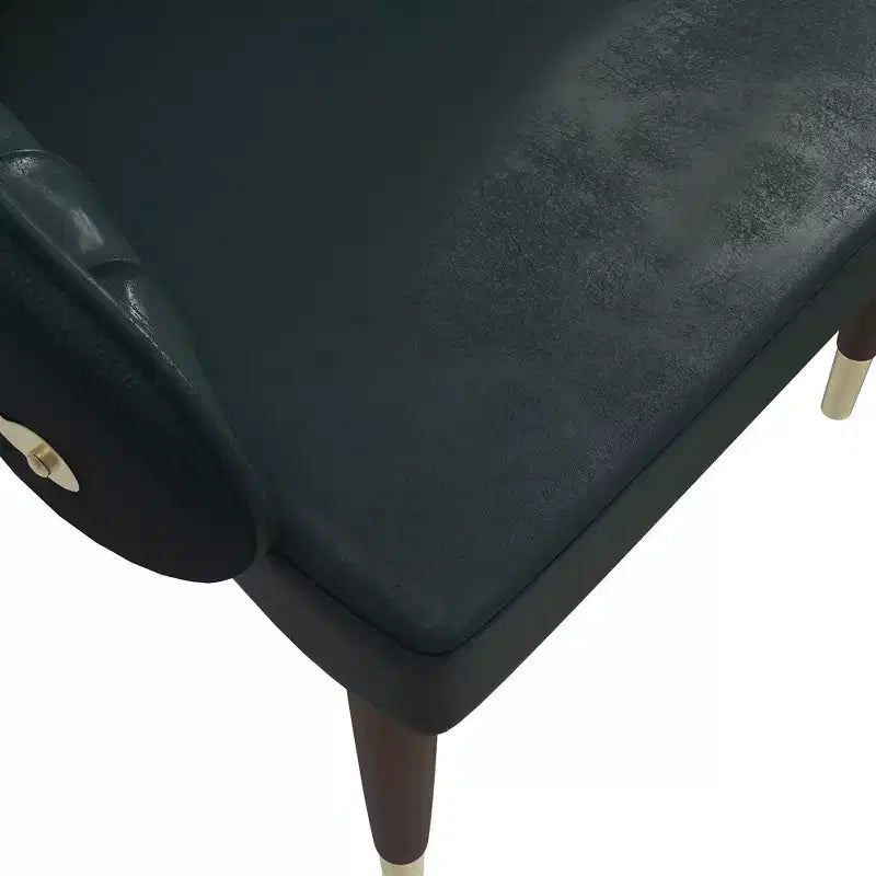 Chaise de salle à manger à dossier haut - Revêtement en cuir avec motif ondulé au dos, cadre en bois d'hévéa et accents dorés